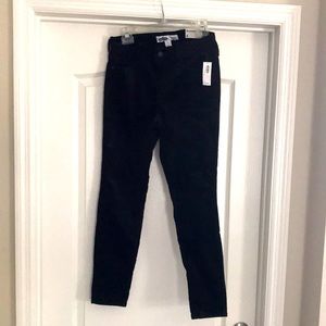 Old Navy Rockstar jeans. NWT